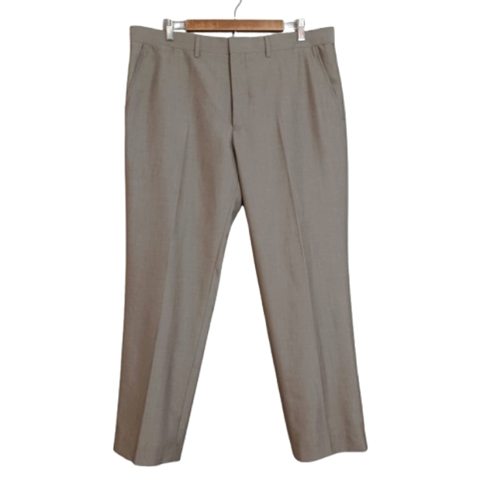J. Ferrar Men's Classic Slim Fit Tan Taupe Beige Dress Pants Slacks Size 38 X 30